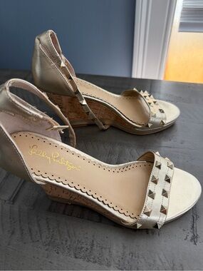 Lilly Pulitzer Metallic Gold Pyramid-Stud Cork Wedge Sandals